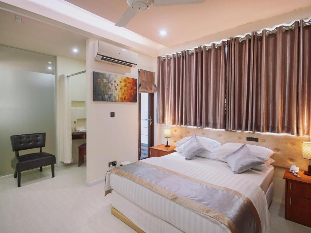 Lonuveli Hotell Hulhumale Exteriör bild